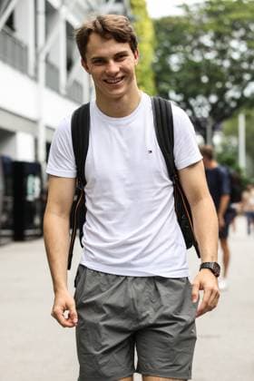 PIASTRI Oscar (aus), McLaren F1 Team MCL38, portrait during the Formula 1 Singapore Grand Prix 2024, 18th round of the 2024 Formula One World Championship, WM, Weltmeisterschaft from September 20 to 22, 2024 on the Marina Bay Circuit, in Singapore, Singapore - F1 - SINGAPORE GRAND PRIX 2024 DPPI Panoramic  240919_R18_SINGAPORE_DP_XB3_7639