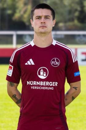 18.09.2024 - 1. FC Nürnberg FCN ( Club ) - 2. Fussball Bundesliga BL - Saison 2024 2025 - Fototermin Porträttermin Vorstellung Präsentation Pressetermin - DaMa - Einzelbild Einzelfoto Portrait Porträt Kopfbild - Oliver Villadsen (2, 1. FC Nürnberg FCN )