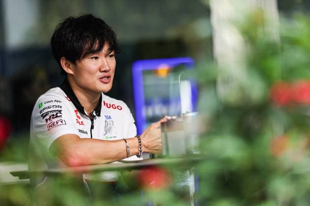 TSUNODA Yuki (jap), Visa Cash App RB F1 Team VCARB 01, portrait during the Formula 1 Singapore Grand Prix 2024, 18th round of the 2024 Formula One World Championship, WM, Weltmeisterschaft from September 20 to 22, 2024 on the Marina Bay Circuit, in Singapore, Singapore - F1 - SINGAPORE GRAND PRIX 2024 DPPI Panoramic  240919_R18_SINGAPORE_DP_XB3_7825