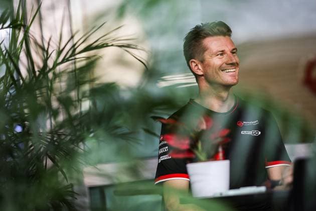Sport Themen der Woche KW38 Sport Bilder des Tages HULKENBERG Nico (ger), Haas F1 Team VF-24 Ferrari, portrait during the Formula 1 Singapore Grand Prix 2024, 18th round of the 2024 Formula One World Championship, WM, Weltmeisterschaft from September 20 to 22, 2024 on the Marina Bay Circuit, in Singapore, Singapore - F1 - SINGAPORE GRAND PRIX 2024 DPPI Panoramic  240919_R18_SINGAPORE_DP_XB3_8101