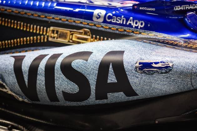 Visa Cash App RB F1 Team special denim livery during the Formula 1 Singapore Grand Prix 2024, 18th round of the 2024 Formula One World Championship, WM, Weltmeisterschaft from September 20 to 22, 2024 on the Marina Bay Circuit, in Singapore, Singapore - F1 - SINGAPORE GRAND PRIX 2024 DPPI Panoramic  240919_R18_SINGAPORE_DP_XB3_9019