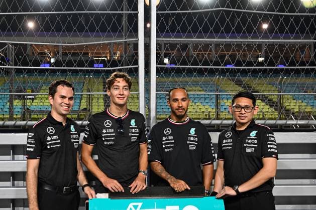 September 19, 2024, Singapore, Singapore, Singapore: Thursday, September 19th, 2024, Singapore: Lewis Hamilton and George Russel on day 1 of the Formula One Grand Prix of Singapore at the Marina Bay Street Circuit. Singapore Singapore - ZUMAc251 20240919_znp_c251_053 Copyright: xVikramxChandrasekarx