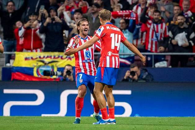 Atletico de Madrid v RB Leipzig - UEFA Champions League 2024 25 League Phase MD1 Antoine Griezmann of Atletico de Madrid (L) celebrates his goal with Marcos Llorente of Atletico de Madrid (R) during the UEFA Champions League 2024 25 League Phase MD1 match between Atletico de Madrid and RB Leipzig at Estadio Civitas Metropolitano on September 19, 2024 in Madrid, Spain. Madrid Estadio Civitas Metropolitano Madrid Spain Copyright: xAlbertoxGardinx AGardin_20240919_Football_Champions_Atletico_Leipzig_232