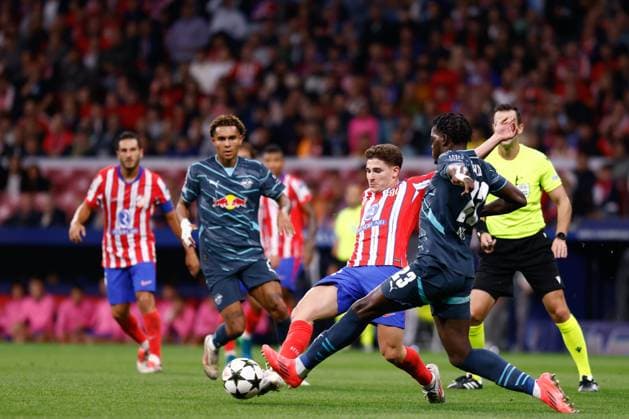 September 19, 2024, Madrid, Madrid, SPAIN: Julian Alvarez of Atletico de Madrid in action during the UEFA Champions League 2024 25 League Phase MD1 match between Atletico de Madrid and RB Leipzig at Estadio Civitas Metropolitano on September 19, 2024 in Madrid, Spain. Madrid SPAIN - ZUMAa181 20240919_zaa_a181_160 Copyright: xDennisxAgyemanx