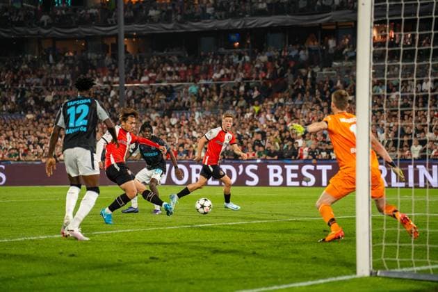 Das vermeintliche 1:4, der Schiri entschied aber auf Abseits Feyenoord Rotterdam vs. Bayer Leverkusen, Fussball, Champions League, 1. Spieltag, Saison 2024 2025, 19.09.2024 Feyenoord Rotterdam vs. Bayer Leverkusen, Fussball, Champions League, 1. Spieltag, Saison 2024 2025, 19.09.2024 Rotterdam Copyright: xEibner-Pressefoto JustinxDerondex EP_JDU