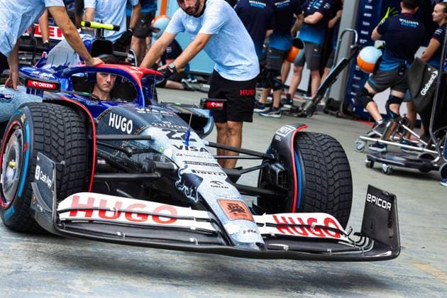 Visa Cash App RB F1 Team VCARB 01, mechanical detail during the Formula 1 Singapore Grand Prix 2024, 18th round of the 2024 Formula One World Championship, WM, Weltmeisterschaft from September 20 to 22, 2024 on the Marina Bay Circuit, in Singapore, Singapore - F1 - SINGAPORE GRAND PRIX 2024 DPPI Panoramic  240920_R18_SINGAPORE_DP_FGDN4706