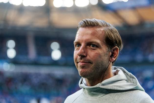 2. Fussball Bundesliga: FC Schalke 04 - SV Darmstadt 98; 20.09.2024 Florian Kohfeldt (Trainer SV Darmstadt 98) 2. Fussball Bundesliga: FC Schalke 04 - SV Darmstadt 98; Gelsenkirchen, VELTINS-Arena am 20.09.2024 DFL REGULATIONS PROHIBIT ANY USE OF PHOTOGRAPHS AS IMAGE SEQUENCES AND OR QUASI-VIDEO.
