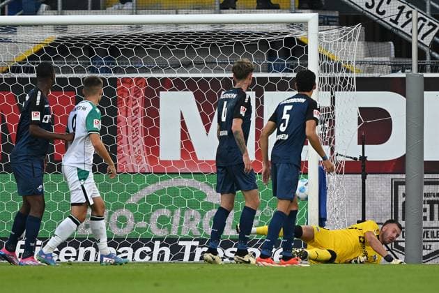 Paderborn, Home Deluxe Arena, 20.09.24, GER, Herren, 2.Bundesliga, Saison 2024-2025, SC Paderborn 07 - Hannover 96 Bild: BartÅ‚omiej WDOWIK (Hannover) macht das Tor zum 1:1 Only for editorial use! DFL regulations prohibit any use of photographs as image sequences and or quasi-video. NRW Deutschland