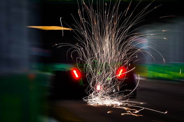 Sport Bilder des Tages 77 BOTTAS Valtteri (fin), Stake F1 Team Kick Sauber C44, action during the Formula 1 Singapore Grand Prix 2024, 18th round of the 2024 Formula One World Championship, WM, Weltmeisterschaft from September 20 to 22, 2024 on the Marina Bay Circuit, in Singapore, Singapore - F1 - SINGAPORE GRAND PRIX 2024 DPPI Panoramic  240920_R18_SINGAPORE_DP_FGDN7189