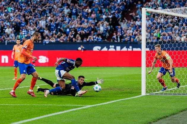 2. Fussball Bundesliga: FC Schalke 04 - SV Darmstadt 98; 20.09.2024 Moussa Sylla (FC Schalke 04, 9) trifft zum 2:0 2. Fussball Bundesliga: FC Schalke 04 - SV Darmstadt 98; Gelsenkirchen, VELTINS-Arena am 20.09.2024 DFL REGULATIONS PROHIBIT ANY USE OF PHOTOGRAPHS AS IMAGE SEQUENCES AND OR QUASI-VIDEO.