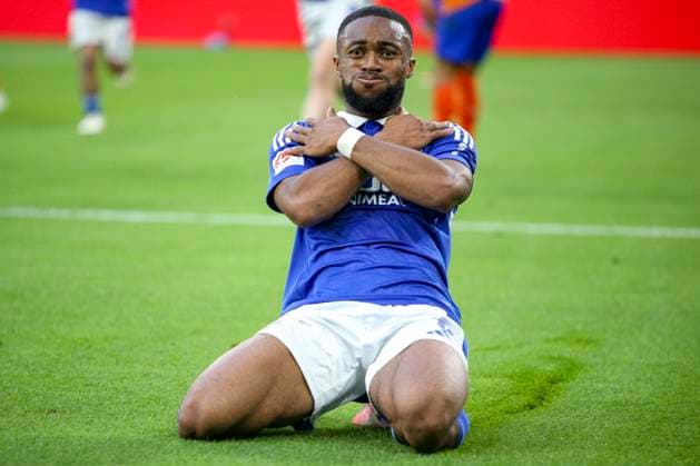 Gelsenkirchen, Deutschland, 20.09.24: Moussa Sylla (FC Schalke 04) Torjubel, jubelt nach seinem Treffer zum 2:0 waehrend des Spiels der 2. Bundesliga zwischen FC Schalke 04 vs SV Darmstadt 98 in der Veltins Arena Gelsenkirchen Veltins Arena North Rhine-Westphalia Germany