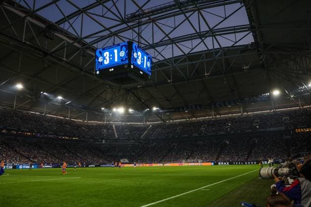 20.09.2024, Fussball, Saison 2024 2025, 2. Bundesliga, 5. Spieltag, FC Schalke 04 - SV Darmstadt 98, Stromausfall in der Veltins Arena während des Spiels. Gelsenkirchen Veltins Arena NRW Deutschland xRHR-FOTO TRx