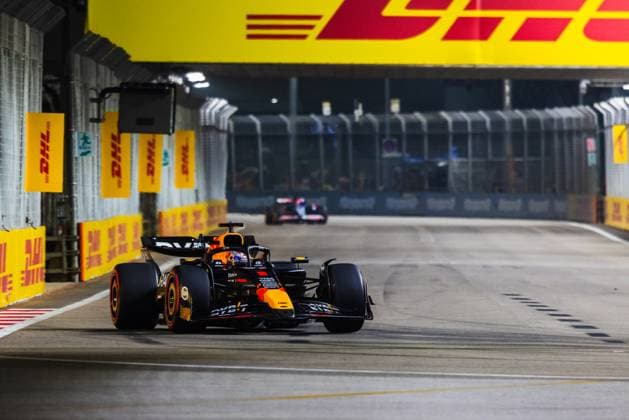 Marina Bay Street Circuit, Singapore, Singapore. 20.September.2024; Max Verstappen of the Netherlands and Oracle Red Bull Racing during Formula One Singapore Grand Prix  (267234605)
