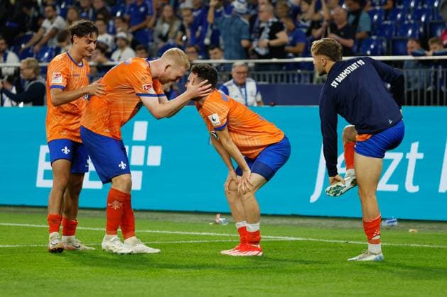 Gelsenkirchen, 20.09.24, Sergio Lopez (SV Darmstadt 98) feiert sein Tor zum 3:5 waehrend des 2. Bundesliga Spiels zwischen FC Schalke 04 und SV Darmstadt 98, DFB DFL REGULATIONS PROHIBIT ANY USE OF PHOTOGRAPHS AS IMAGE SEQUENCES AND OR QUASI-VIDEO.