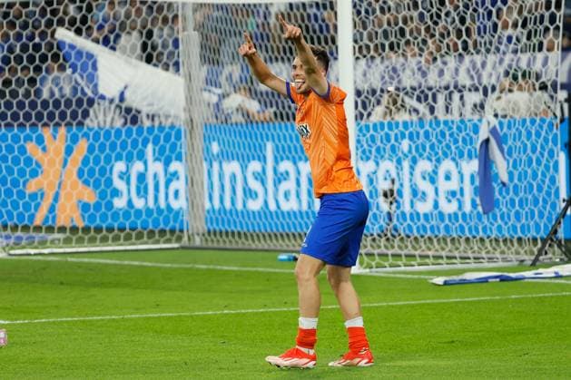 Gelsenkirchen, 20.09.24, Sergio Lopez (SV Darmstadt 98) feiert sein Tor zum 3:5 waehrend des 2. Bundesliga Spiels zwischen FC Schalke 04 und SV Darmstadt 98, DFB DFL REGULATIONS PROHIBIT ANY USE OF PHOTOGRAPHS AS IMAGE SEQUENCES AND OR QUASI-VIDEO.