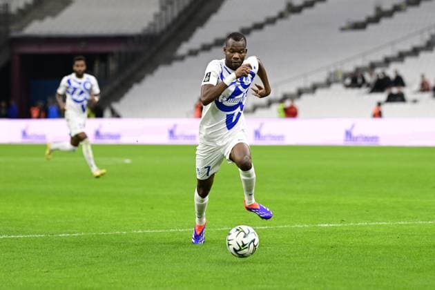 Le Football Club de Martigues reçoit le Grenoble Foot 38 à l Orange Vélodrome dans le cadre de la cinquième journée de LIgue 2 BKT. Pape Meissa Ba (GF38) FOOTBALL : Football Club de Martigues VS Grenoble Foot 38 - Ligue 2 - 20 09 2024 WilliamCannarella Panoramic 
