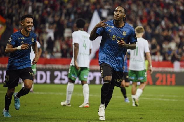 Joy of ROSARIO Pablo (OGC Nice) after mark a penalty. OGC Nice vs AS Saint Etienne, Ligue 1 Mcdonalds in Allianz Riviera Stadium, NICE, France, on September 20, 2024. FOOTBALL : OGC Nice vs AS Saint Etienne - Ligue 1 - 09 20 24 FredDides Panoramic 