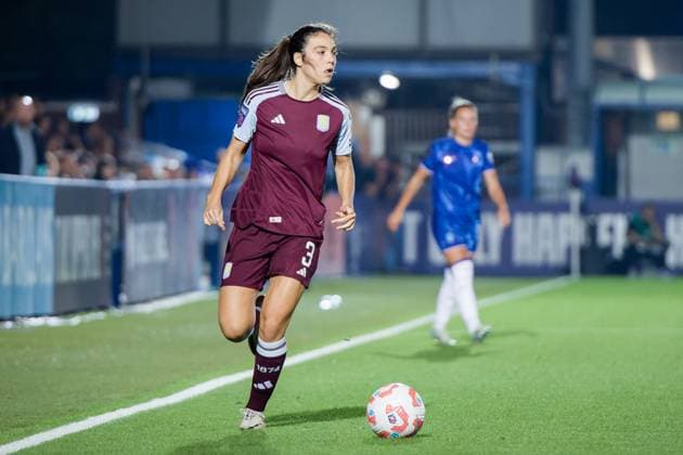 London, England, September 21 2024: Paula Tomas (3 Aston Villa) in action during the Womens Super League game between Chelsea and Aston Villa at Kingsmeadow in London, England. (Pedro Porru SPP)  Copyright: xPedroxPorrux xSPPx spp-en-PePoSp-4F8A4030_DxO
