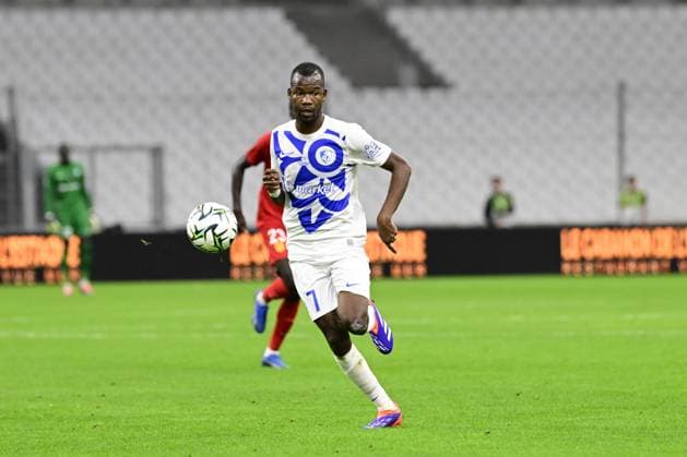 Le Football Club de Martigues reçoit le Grenoble Foot 38 à l Orange Vélodrome dans le cadre de la cinquième journée de LIgue 2 BKT. Pape Meissa Ba (GF38) FOOTBALL : Football Club de Martigues VS Grenoble Foot 38 - Ligue 2 - 20 09 2024 WilliamCannarella Panoramic 