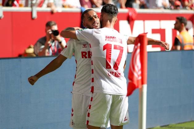 21.09.2024, 2. Fußball Bundesliga, Fortuna Düsseldorf - 1. FC Köln, Merkur Spiel-Arena, Saison 2024 2025: Torjubel nach dem 2:1 durch Linton Maina (1.FC Köln 37) zusammen mit Leart Pacarada (1.FC Köln 17) DFB regulations prohibit any use of photographs as image sequences and or quasi-video. Nordrhein-Westfalen Deutschland
