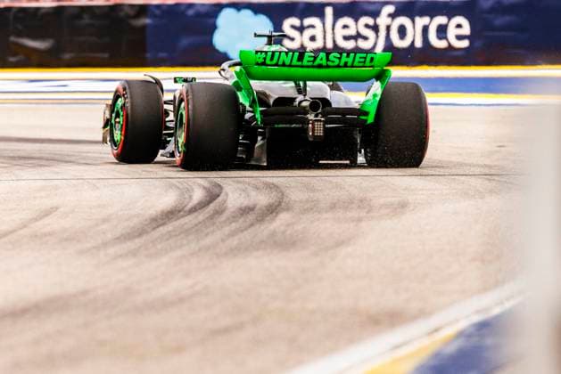 September 21, 2024, Singapore, Singapore: Valtteri Bottas of Finland drives the (77) Kick Sauber C44 Ferrari during the final practice ahead of the F1 Grand Prix of Singapore at Marina Bay Street Circuit. Singapore Singapore - ZUMAs197 20240921_aaa_s197_018 Copyright: xGeorgexHitchensx