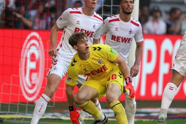 Fortuna Düsseldorf vs. 1. FC Köln, 6. Spieltag, 21.09.2024, 13.00 Uhr, vorne: Jonas Urbig (1. FC Köln), Bild: