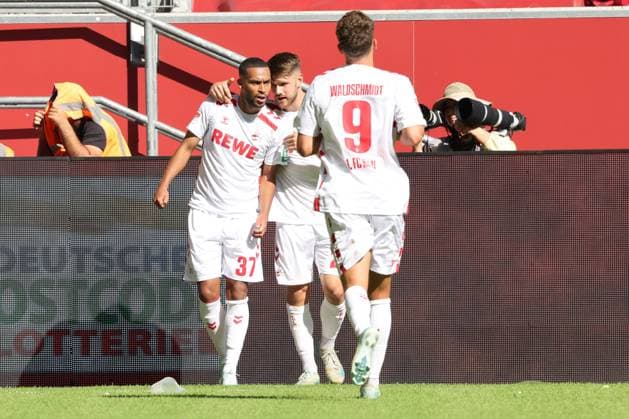 GER, 2. FBL. Fortuna Duesseldorf vs. 1. FC Koeln 21.09.2024, Merkur Spiel-Arena, Duesseldorf, GER, 2. FBL. Fortuna Duesseldorf vs. 1. FC Koeln, im Bild: Torjubel Jubel Jubellauf, 2:1 fuer Koeln Linton Maina (FC Koeln 37), und Jan Thielmann (FC Koeln 29),
