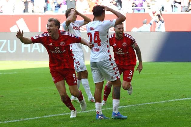 Vincent Vermeij 9 (Fortuna Duesseldorf) feiert das Tor zum 2:2 von Jona Niemiec 18 (Fortuna Duesseldorf) Fortuna Duesseldorf vs. 1. FC Koeln, Fussball, 2. Bundesliga, 6. Spieltag, Saison 2024 2025, 21.09.2024 DFL REGULATIONS PROHIBIT ANY USE OF PHOTOGRAPHS AS IMAGE SEQUENCES AND OR QUASI-VIDEO. Foto: kolbert-press Ant Palmer Merkur Spiel Arena NRW Deutschland