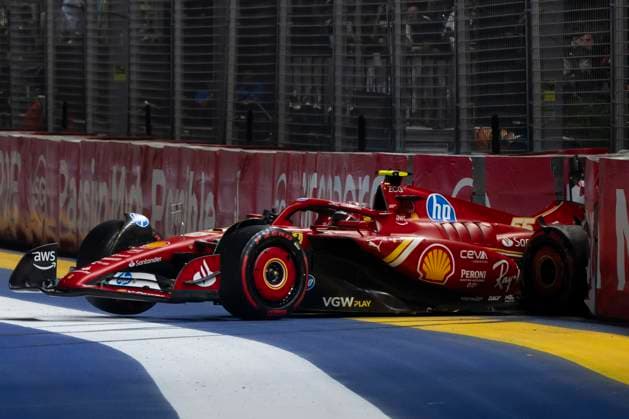 September 21, 2024, Singapore, Singapore: CARLOS SANIZ (SPA) of Scuderia Ferrari 55 crashed out into the barriers during Q3 during Qualifying day for the 2024 Formula 1 Singapore Grand Prix. Singapore Singapore - ZUMAb177 20240921_aap_b177_012 Copyright: xTaidghxBarronx