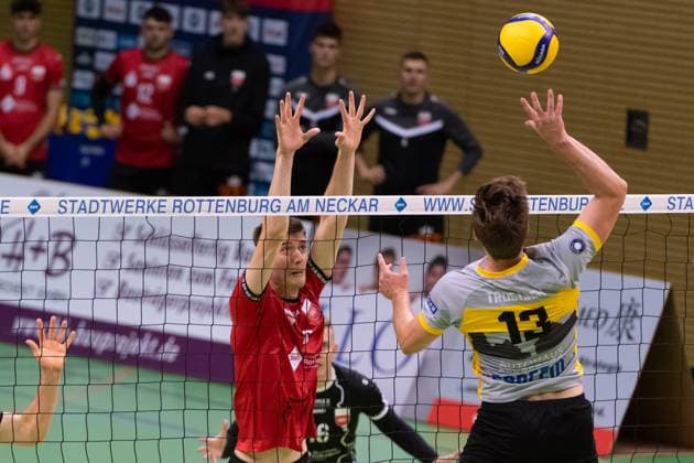 v.li. Maik Traumann (TV Rottenburg, 06), Niklas Trogisch (TSV Grafing, 13) GER, TV Rottenburg vs TSV Grafing, Volleyball, Herren, 2. Bundesliga, Saison 24 25, 21.09.2024, GER, TV Rottenburg vs TSV Grafing, Volleyball, Herren, 2. Bundesliga, Saison 24 25, 21.09.2024 Rottenburg Copyright: xEibner-Pressefoto WolfgangxFrankx EP_WFK