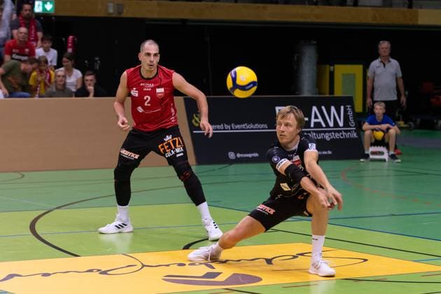 v.li. Moritz Rauber (TV Rottenburg, 02), Dirk Mehlberg (TV Rottenburg, 01) GER, TV Rottenburg vs TSV Grafing, Volleyball, Herren, 2. Bundesliga, Saison 24 25, 21.09.2024, GER, TV Rottenburg vs TSV Grafing, Volleyball, Herren, 2. Bundesliga, Saison 24 25, 21.09.2024 Rottenburg Copyright: xEibner-Pressefoto WolfgangxFrankx EP_WFK