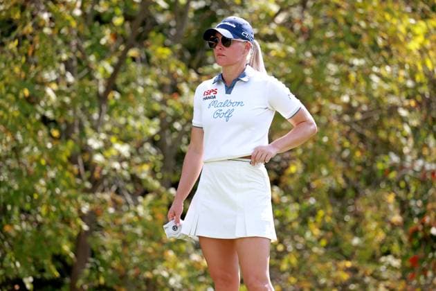 CINCINNATI, OH - SEPTEMBER 21: LPGA, Golf Damen player Charley Hull waits on the 8th tee during the third round of the Kroger Queen City Championship presented by P&G on September 21, 2024, at TPC River™s Bend in Cincinnati, Ohio. (Photo by Brian Spurlock Icon Sportswire) GOLF: SEP 21 LPGA Kroger Queen City Championship pres by P&G EDITORIAL USE ONLY Icon240921100