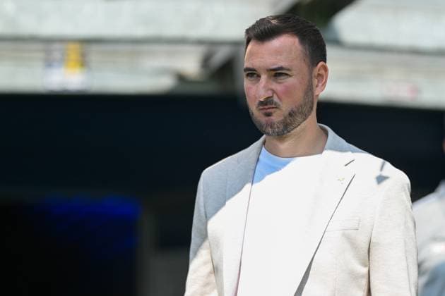 3. Liga - SV Waldhof Mannheim - VfL Osnabrück am 21.09.2024 im Carl-Benz-Stadion in Mannheim Sportdirektor Philipp Kaufmann (Osnabrueck) nachdenklich.
