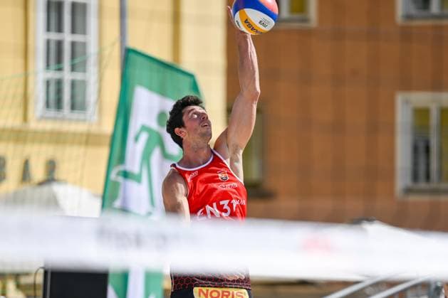 BEACHVOLLEYBALL - MEVZA Beach Event INNSBRUCK,AUSTRIA,22.SEP.24 - Beach volleyball, Beachvolleyball - MEVZA Beach Event. Image shows Maximilian Trummer (AUT).  GEPAxpictures xDanielxSchoenherr