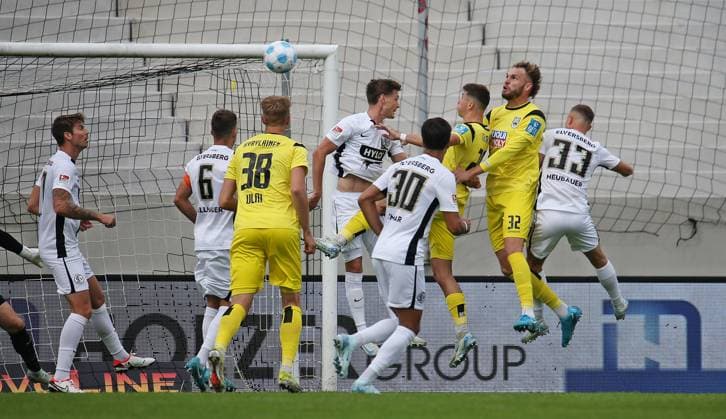 22.09.2024, xmohx, Fussball 2.Bundesliga, SV Elversberg - SSV Ulm 1846 emspor, v.l. Kopfballchance Philipp Strompf (Ulm) (DFL DFB REGULATIONS PROHIBIT ANY USE OF PHOTOGRAPHS as IMAGE SEQUENCES and or QUASI-VIDEO) Elversberg