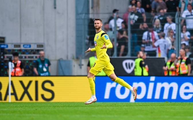 Felix Higl (SSV Ulm 1846) bejubelt sein Tor, 2. Bundesliga, SV Elversberg vs SSV Ulm 1846, Ursapharm-Arena an der Kaiserlinde am 22. September 2024 in Spiesen-Elversberg, Deutschland. (Foto von Silas Schueller DeFodi Images) Felix Higl (SSV Ulm 1846) celebrates his goal, 2. Bundesliga, SV Elversberg vs SSV Ulm 1846, Ursapharm-Arena at Kaiserlinde on September 22, 2024 in Spiesen-Elversberg, Germany. (Photo by Silas Schueller DeFodi Images) Defodi-121_121_ELVULM_20240922_225