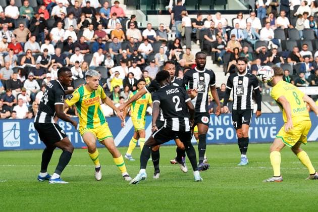 Angers SCO v FC Nantes - Ligue 1 McDonald s 2024 2025 24 Emmanuel BIUMLA (sco) - 39 Matthis ABLINE (fcn) during the Ligue 1 McDonald s match between Angers and Nantes at Stade Raymond Kopa on September 22, 2024 in Angers, France. Angers France  Copyright: xLoicxBaratouxx 776207614