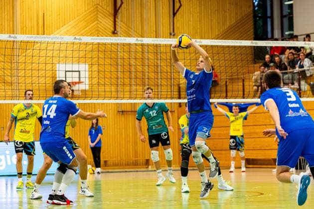 21.09.2024, GER, Volleyball, 2.BL Maenner Sued, Saison 2024 2025, 1.Spieltag, Blue Volleys Gotha - TSV Mimmenhausen Hannes Krochmann (Blue Volleys Gotha) 99867 Gotha Sporthalle Sportanlage Ernesti Thüringen Deutschland