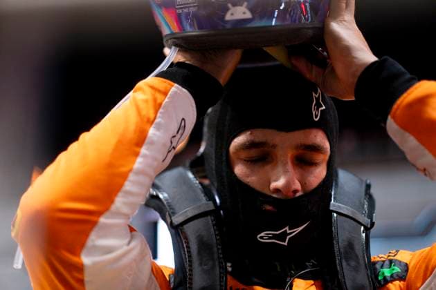 September 22, 2024, Singapore, Singapore: British driver LANDO NORRIS (McLaren F1 Team) on the starting grid before the 2024 FIA Formula 1 Singapore Grand Prix at Marina Bay Street Circuit in Singapore. Singapore Singapore - ZUMAg147 20240922_fap_g147_072 Copyright: xJamesxGasperottix