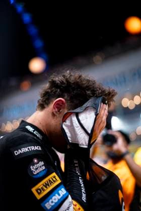 September 22, 2024, Singapore, Singapore: British driver LANDO NORRIS (McLaren F1 Team) on the starting grid before the 2024 FIA Formula 1 Singapore Grand Prix at Marina Bay Street Circuit in Singapore. Singapore Singapore - ZUMAg147 20240922_fap_g147_083 Copyright: xJamesxGasperottix