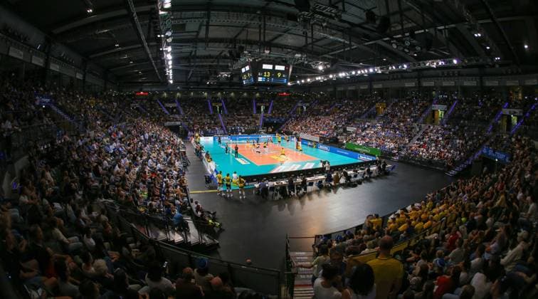 BAU 22.09.2024 Stuttgart Volleyball Supercup Allianz MTV Stuttgart vs. SSC Palmberg Schwerin, Feature Übersicht, Volleyball in der Porsche Arena *** BAU 22 09 2024 Stuttgart Volleyball Supercup Allianz MTV Stuttgart vs SSC Palmberg Schwerin, Feature overview, Volleyball in the Porsche Arena