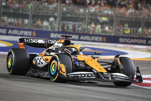 FORMULA 1 SINGAPORE AIRLINES SINGAPORE GRAND PRIX 2024 22.09.2024, Marina Bay Street Circuit, Singapore, FORMULA 1 SINGAPORE AIRLINES SINGAPORE GRAND PRIX 2024,im Bild Oscar Piastri (AUS), McLaren F1 Team