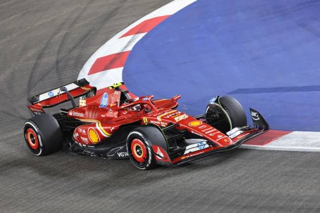 FORMULA 1 SINGAPORE AIRLINES SINGAPORE GRAND PRIX 2024 22.09.2024, Marina Bay Street Circuit, Singapore, FORMULA 1 SINGAPORE AIRLINES SINGAPORE GRAND PRIX 2024,im Bild Carlos Sainz Jr. (ESP), Scuderia Ferrari HP