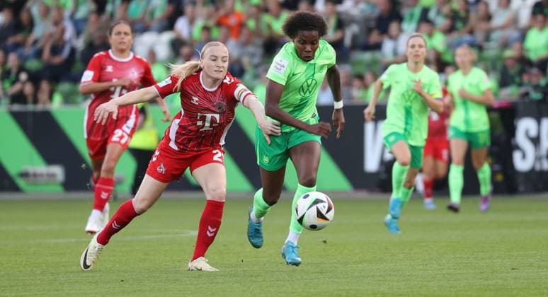 Frauen VfL Wolfsburg vs 1. FC Köln Wolfsburg, 22.09.2024, Fußball, Frauen, Saison 24 25, Google Pixel Bundesliga, 3. Spieltag, VfL Wolfsburg vs 1. FC Köln, Bild zeigt: Lineth Beerensteyn (VfL, 9) Wolfsburg