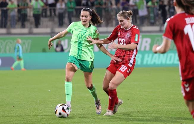 Frauen VfL Wolfsburg vs 1. FC Köln Wolfsburg, 22.09.2024, Fußball, Frauen, Saison 24 25, Google Pixel Bundesliga, 3. Spieltag, VfL Wolfsburg vs 1. FC Köln, Bild zeigt: Joelle Wedemeyer (VfL, 24) Wolfsburg