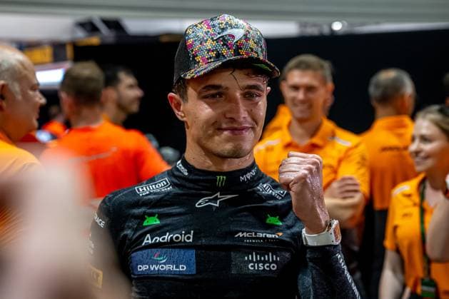 MARINA BAY, SINGAPORE: Lando Norris, racing for the McLaren F1 team during the 2024 Formula 1 Singapore Grand Prix at the Marina Bay Street Circuit in Marina Bay, Singapore
