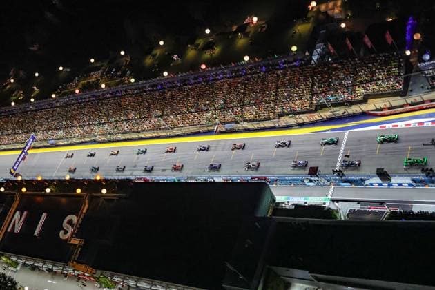 Circuit of Singapore Start of the 2024 Formula 1 Singapore Grand Prix, 18th round of the 2024 Formula 1 World Championship, WM, Weltmeisterschaft from September 20 to 22, 2024 at the Singapore Circuit. (Philippe Nanchino SPP) Copyright: xPhilippexNanchinox xSPPx spp-en-EuSpIm-MPS_PNN_GP_Singapore_22Sep2024_SG039