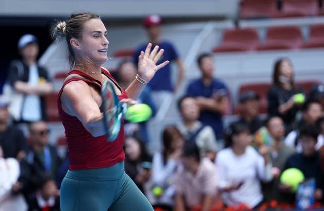 (240923) -- BEIJING, Sept. 23, 2024 -- Aryna Sabalenka of Belarus attends a training session at 2024 China Open tennis tournament in Beijing, capital of China, Sept. 23, 2024. ) (SP)CHINA-BEIJING-TENNIS-CHINA OPEN-TRAINING (CN) BaixXuefei 