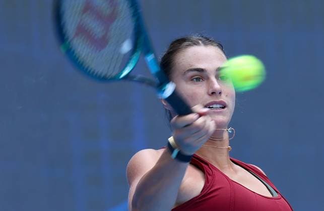 Sport Bilder des Tages (240923) -- BEIJING, Sept. 23, 2024 -- Aryna Sabalenka of Belarus attends a training session at 2024 China Open tennis tournament in Beijing, capital of China, Sept. 23, 2024. ) (SP)CHINA-BEIJING-TENNIS-CHINA OPEN-TRAINING (CN) BaixXuefei 
