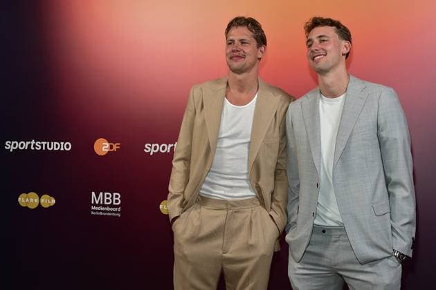 Die Basketballer Brueder, Moritz Wagner und Franz Wagner Ankunft, Preview von Teil 1 der vierteiligen Dokuserie THE WAGNER BROTHERS: Zwei Brüder, ein Traum dabei sind. in Berlin, am 22.09.2024 The Wagner Brother in Berlin PREVIEW